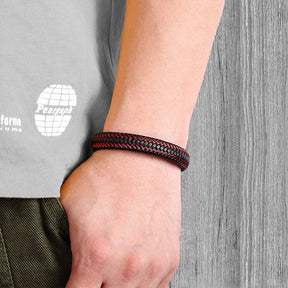Pulseira de Couro Magnética - The RedLine