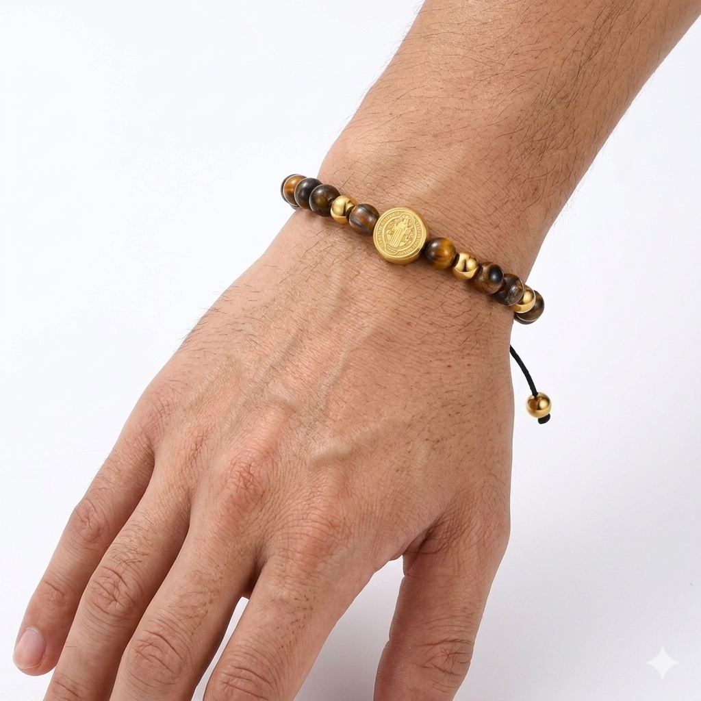 Pulseira Medalha de São Bento (Miçanga Regulável) - Dourado com Marrom